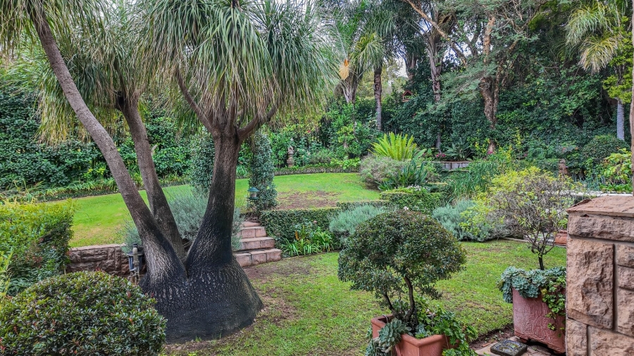 5 Bedroom Property for Sale in Birdwood Estate North West